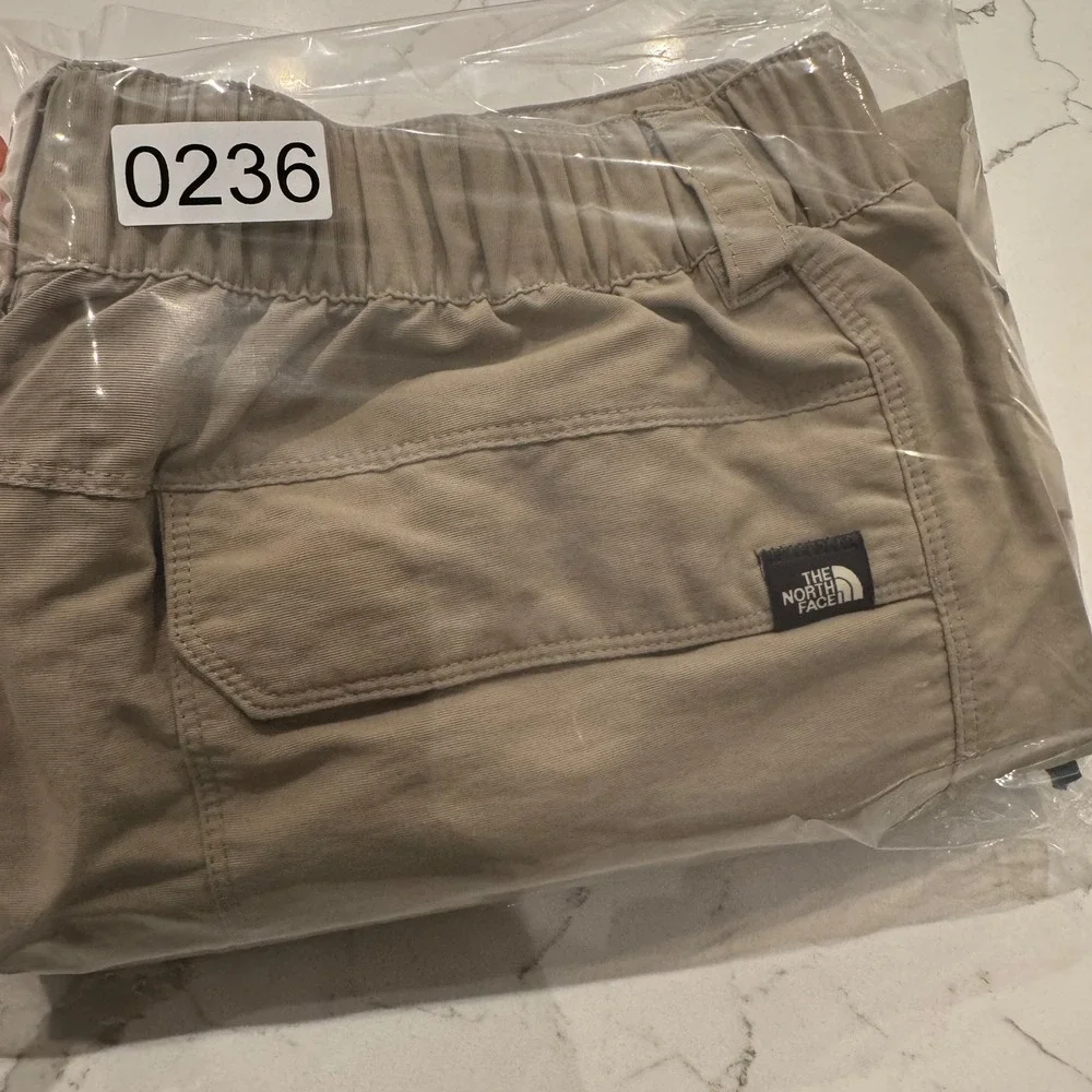 The North Face Men Convertible Hiking Pants Khaki Tan Zip Off Cargo Belted 32x29